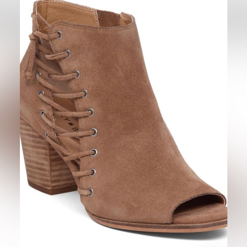 Lucky Brand Hartlee Heel Peeptoe Suede Leather Lace Up Bootie Tan Size 6.5